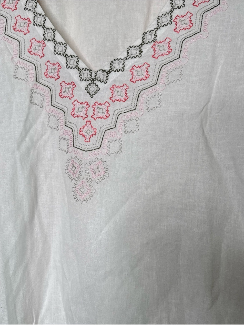 Eddie Bauer Vista Point Embroidered Tunic size XS White - Picture 3 of 11